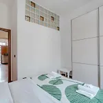 Apartment Guesthost - Comfort And Style In - 15 Minutes From Piazza Statuto Turin