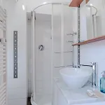Guesthost - Comfort And Style In - 15 Minutes From Piazza Statuto Apartment