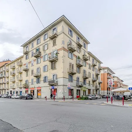 Guesthost - Comfort And Style In - 15 Minutes From Piazza Statuto Apartment Turin