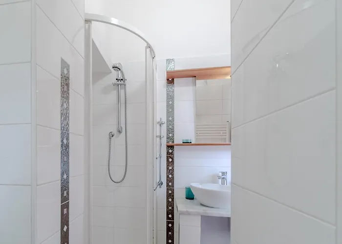 Guesthost - Comfort And Style In - 15 Minutes From Piazza Statuto * Turin