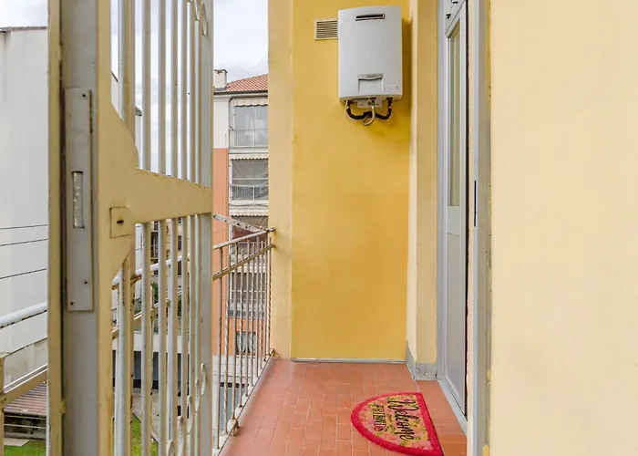 Apartment Guesthost - Comfort And Style In - 15 Minutes From Piazza Statuto Turin