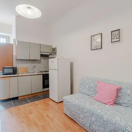 Guesthost - Comfort And Style In - 15 Minutes From Piazza Statuto *